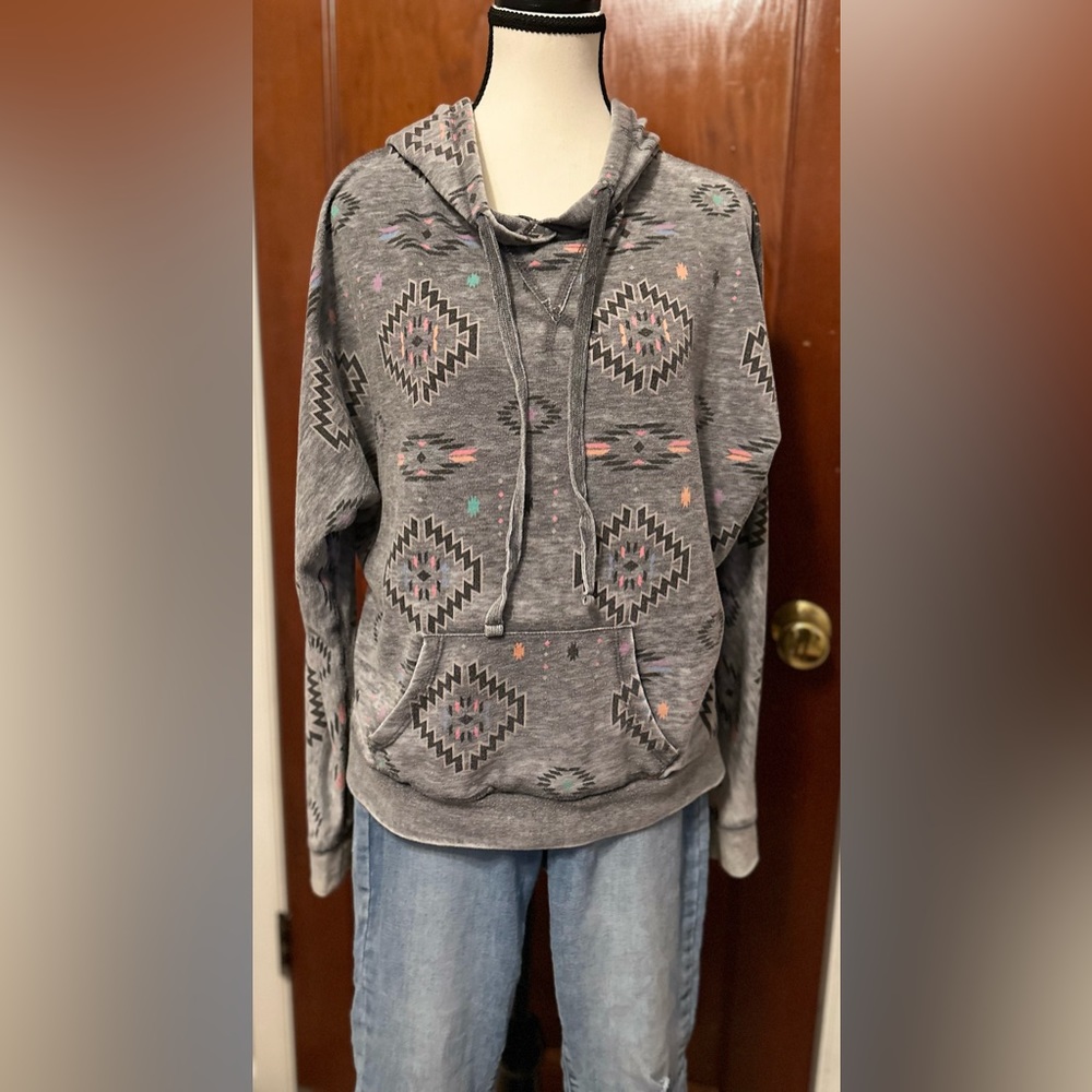 🩵4 items for $30 - Forever XXI boho hoodie Front pockets Super cute & cozy - Picture 7 of 7